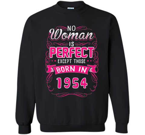 Born in 1954, perfect woman tshirt. Best for birthday gift