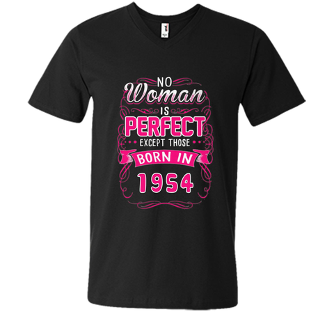 Born in 1954, perfect woman tshirt. Best for birthday gift