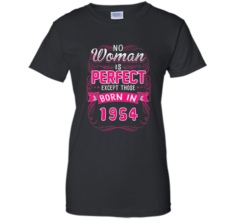 Born in 1954, perfect woman tshirt. Best for birthday gift