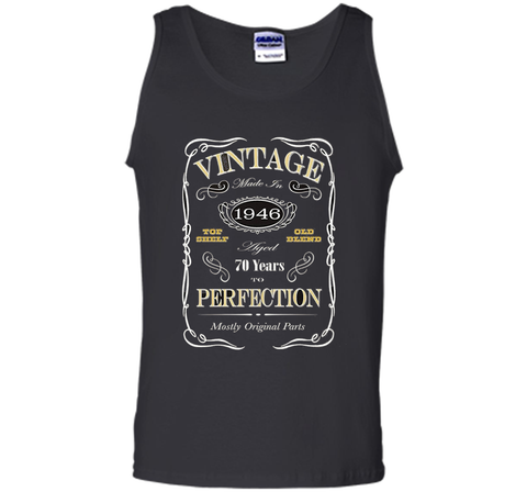 70th Birthday Gift T-Shirt - Born In 1946 - Vintage