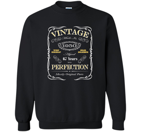 67th Birthday Gift T-Shirt - Born In 1950 Vintage Style
