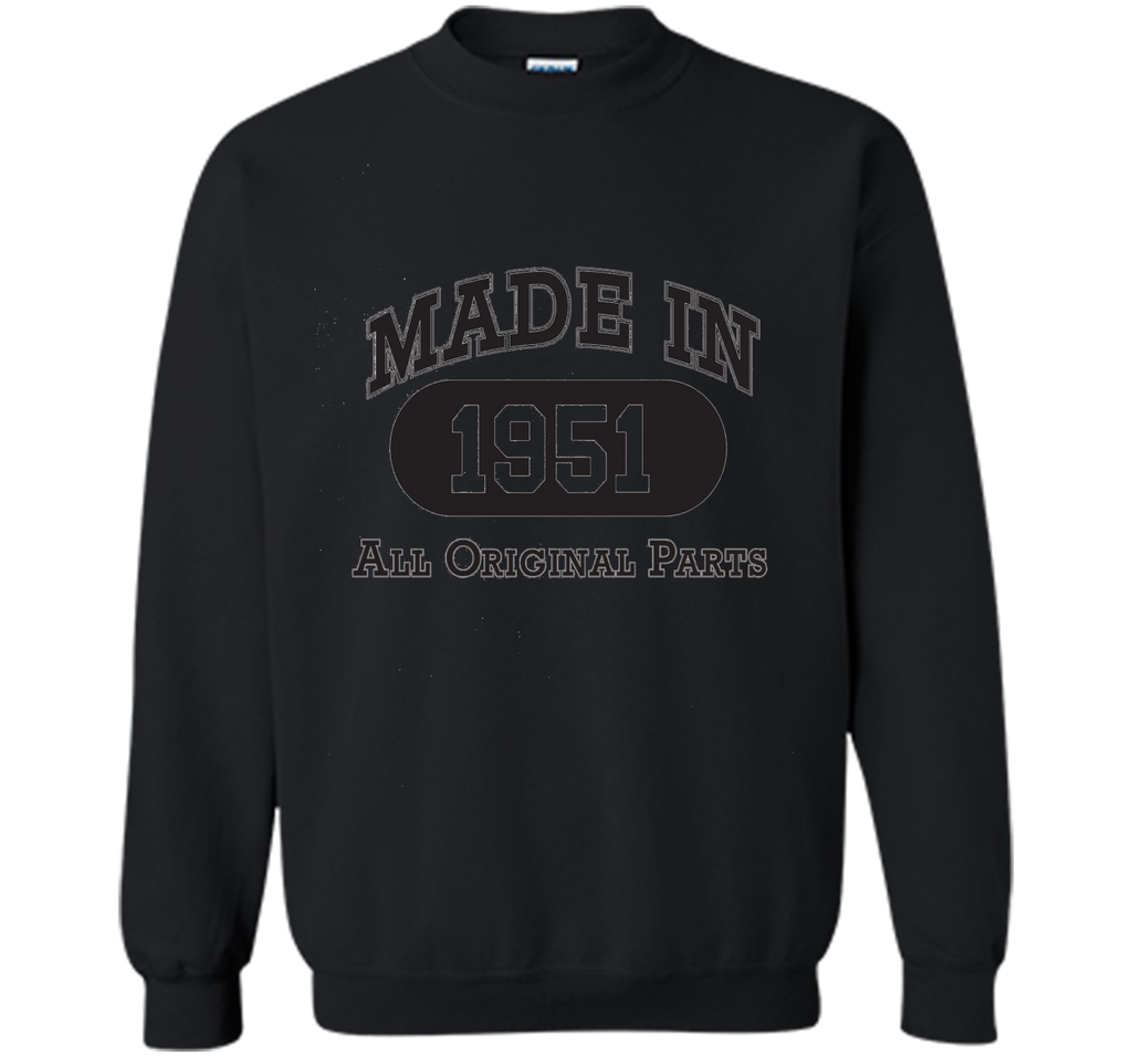 Born in 1951 T-shirt - hot trend birthday gift
