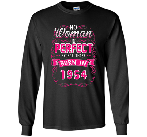 Born in 1954, perfect woman tshirt. Best for birthday gift
