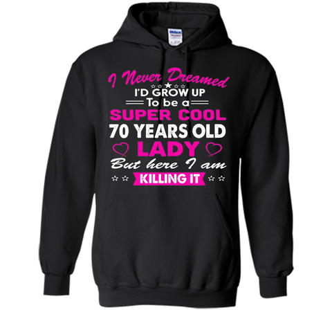 70 Years Old Women's T-Shirt Birthday Gift Born in 1946