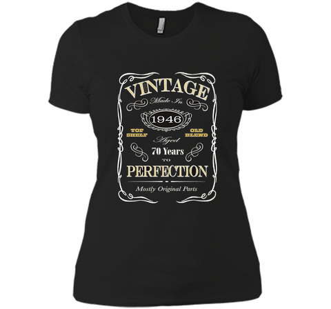 70th Birthday Gift T-Shirt - Born In 1946 - Vintage