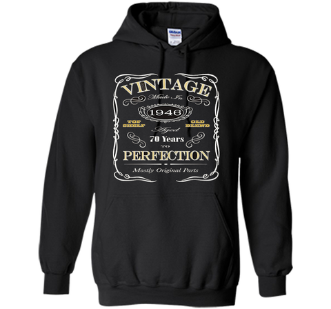 70th Birthday Gift T-Shirt - Born In 1946 - Vintage