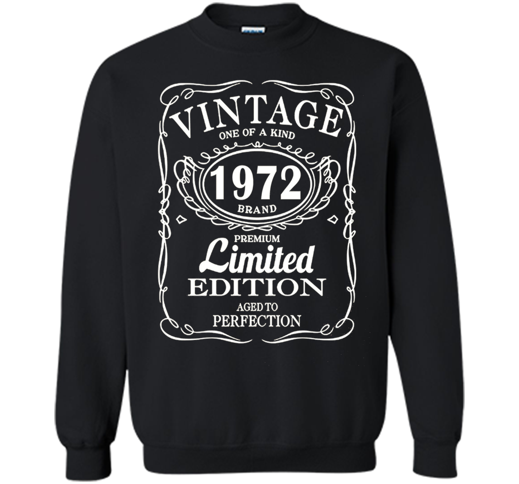 Vintage Born in 1972 45 Years Old Birthday Tshirt