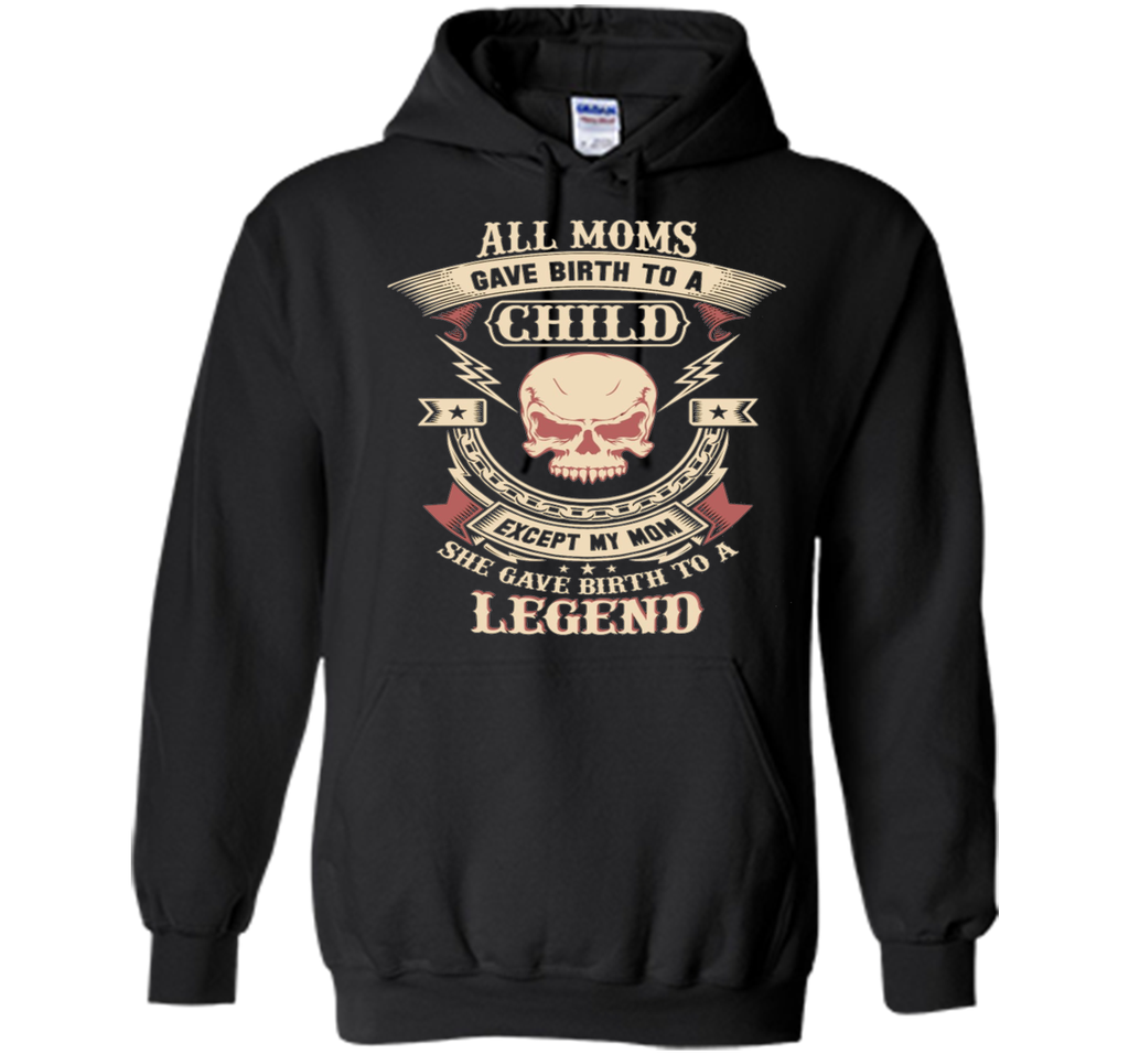She Gave Birth To A Lineman Legend T-Shirt
