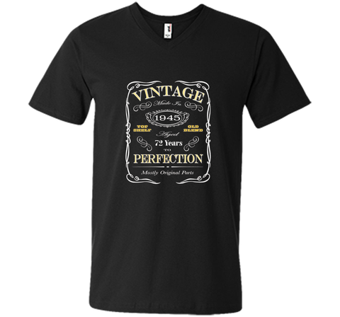 72nd Birthday Gift T-Shirt - Born In 1945 Vintage Style