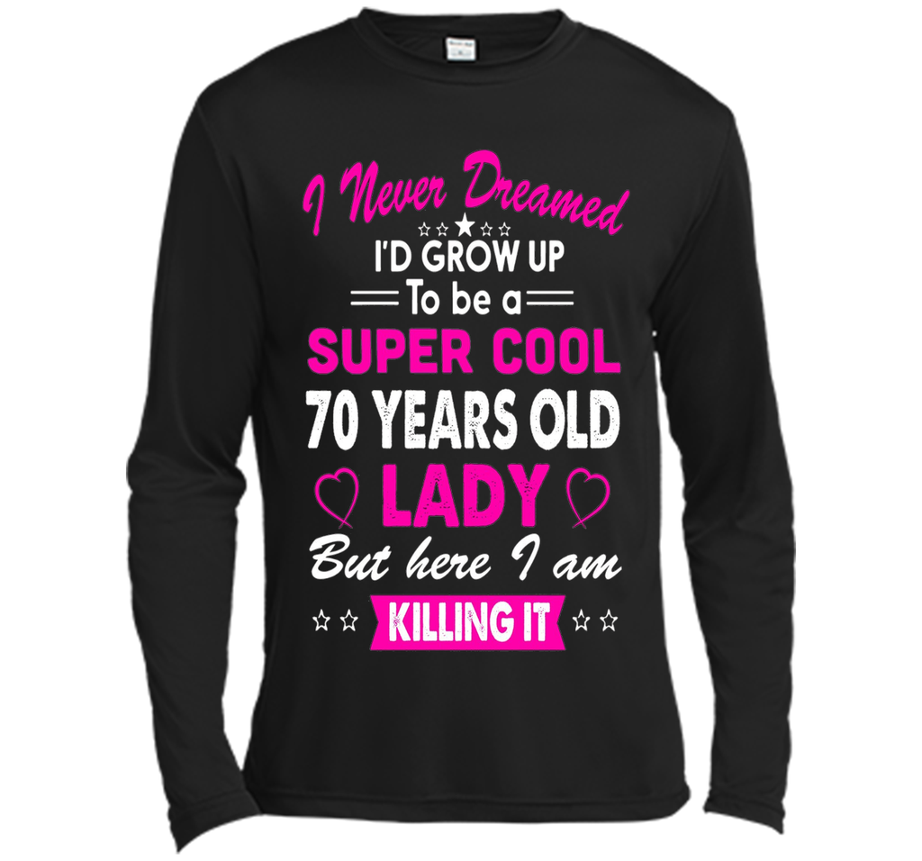 70 Years Old Women's T-Shirt Birthday Gift Born in 1946