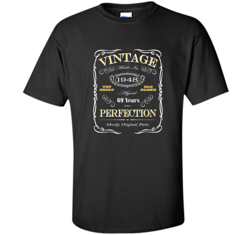 69th Birthday Gift T-Shirt - Born In 1948 Vintage Style