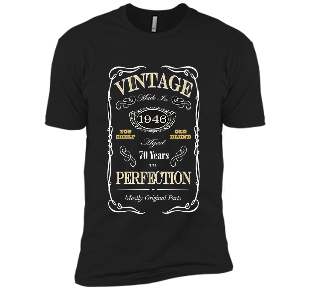 70th Birthday Gift T-Shirt - Born In 1946 - Vintage