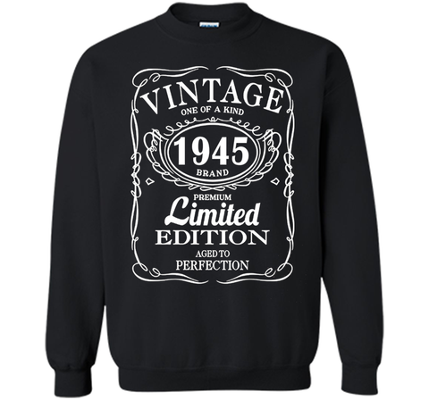 Born in 1945 Tshirt 72th Birthday 72 Years Gift